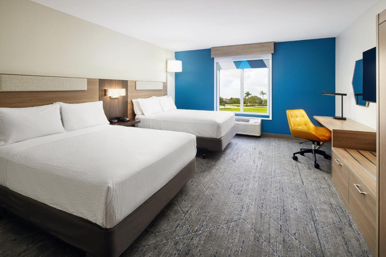 Holiday Inn Express Hotel & Suites Port St. Lucie West By Ihg Dış mekan fotoğraf